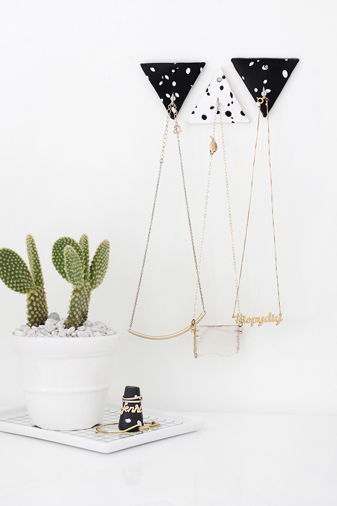 Stylish DIY Jewelry Organizers - triangle clay necklace hooks