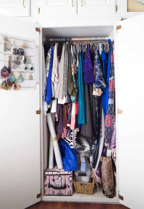 How To Maximize Space In A Small Closet