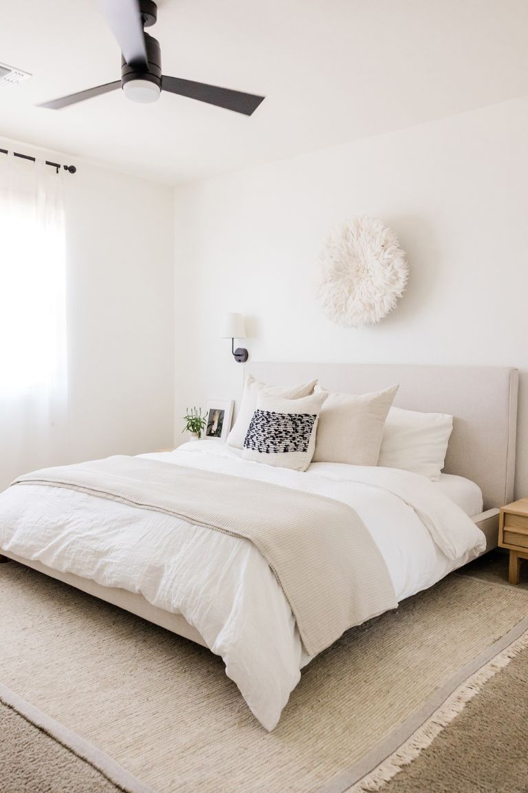5 Best Small Bedroom Storage Ideas (Practical & Renter-friendly)